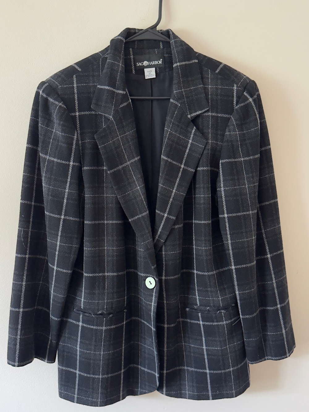 Sag Harbor Black and Gray Windowpane Blazer